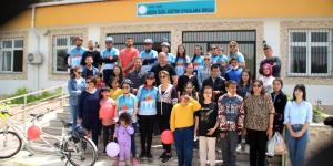 Özel öğrencilere bisikletli gezi