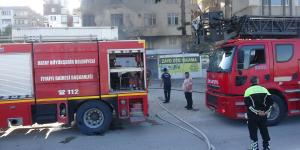 Hatay’da hurdalıkta çıkan yangın söndürüldü
