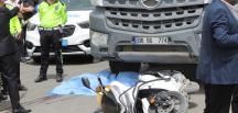 Hatay’da kamyon ile çarpışan motosiklet sürücüsü hayatını kaybetti