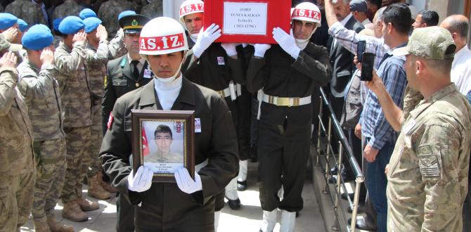 Pençe Kilit Harekatı’nda şehit olan Yunus Kalkan Hatay’da toprağa verildi