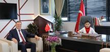 BAŞKAN SAVAŞ 23 NİSAN’DA MAKAMINI ÇOCUKLARA DEVRETTİ