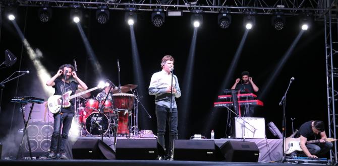 MİRKELAM ARSUZ EXPO SAHNESİNDE HAYRANLARIYLA BULUŞTU