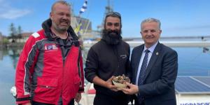 İklim değişikliğine dikkat çekmek için 23 günde 4 deniz geçtiler