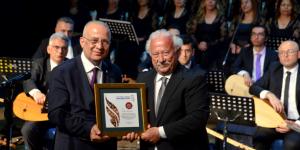 HATAYLI DEVLET THM SANATÇISI KUZULUK’A “HALK BİLİMİ ÖDÜLÜ”