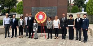 AKÖZCAN: BİLİMSEL ECZACILIĞIN 183. YILI KUTLU OLSUN