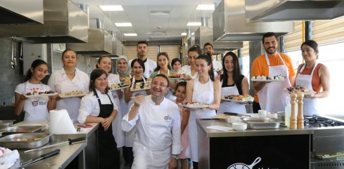 EXPO’YU DÜNYA MUTFAKLARININ LEZZETİ SARDI