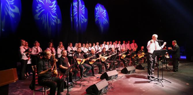 ANTAKYA EXPO ALANINDA TÜRK HALK MÜZİĞİ ESİNTİSİ