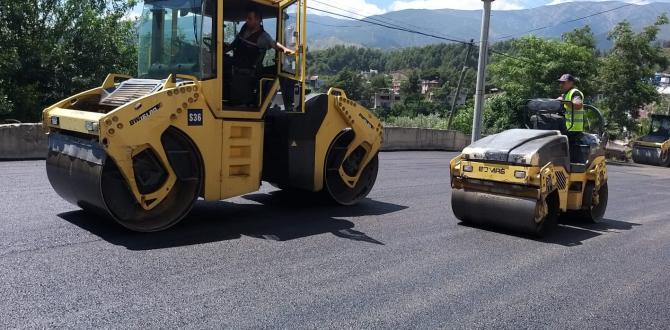 HBB’DEN KARLISU’YA 5 KM’LİK BETON ASFALT