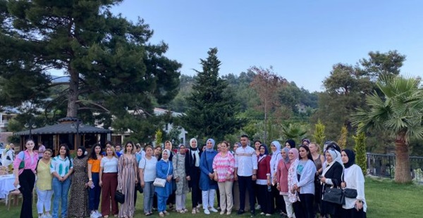 Hataylı kadınlardan Serdar Özyurt’a teşekkür ziyareti