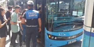 BÜYÜKŞEHİR ZABITALARI VATANDAŞ İÇİN GÖREVDE 