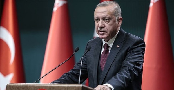 Erdoğan: 15 Temmuz darbelere karşı ilk fiili direnişin sembolü