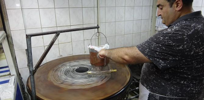 Hatay’ın meşhur tatlısı künefe, bayram sofralarının vazgeçilmezi