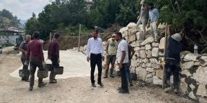 YAYLADAĞI’NDA YOL GENİŞLETME ÇALIŞMALARI SÜRÜYOR